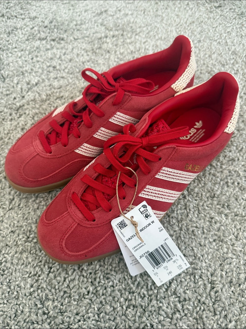 Adidas Gazelle - Better Scarlet / Wonder White / Gum NWT